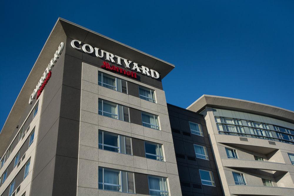 Courtyard By Marriott Winnipeg Airport Exterior photo